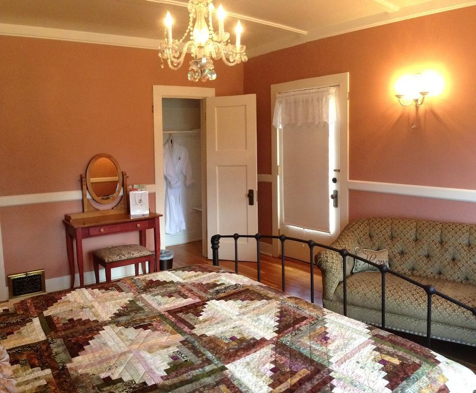 The Golden Leaf Inn Estes Park Ruang foto