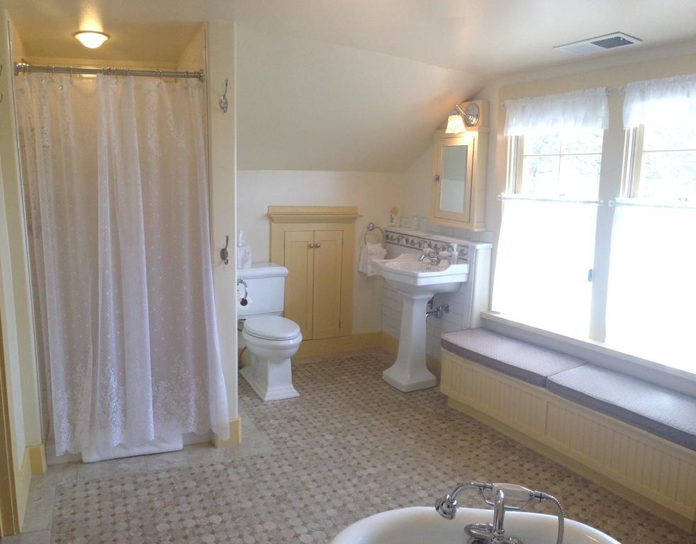 The Golden Leaf Inn Estes Park Ruang foto